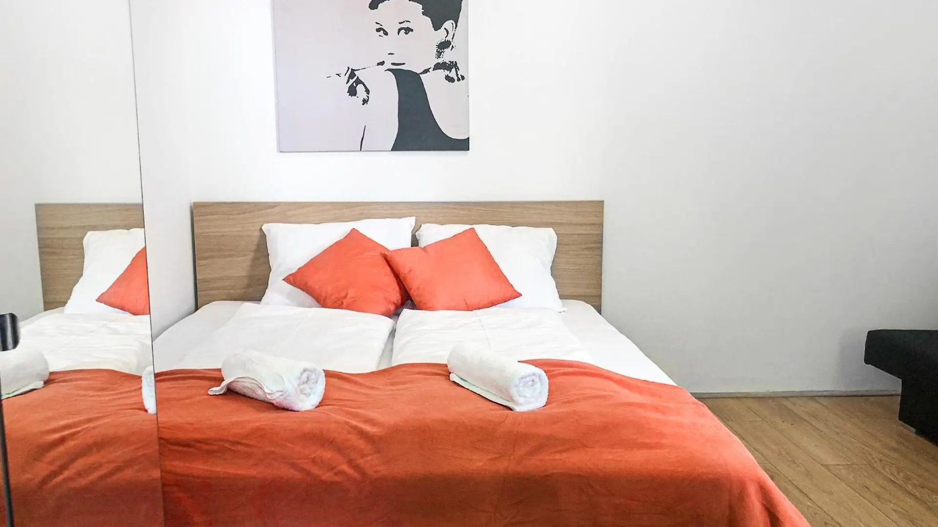 Lovely 2Br Shared Apartment, Enkplatz U3, 15Min To Center Vienna Austria