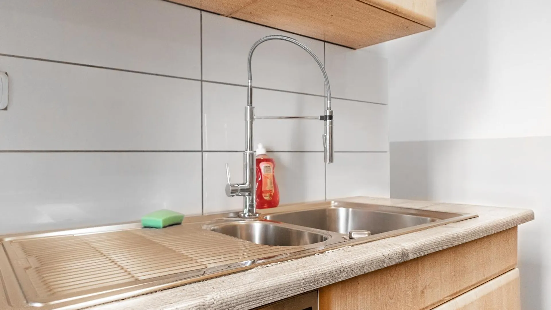 Lovely 2Br Shared Apartment, Enkplatz U3, 15Min To Center Viena