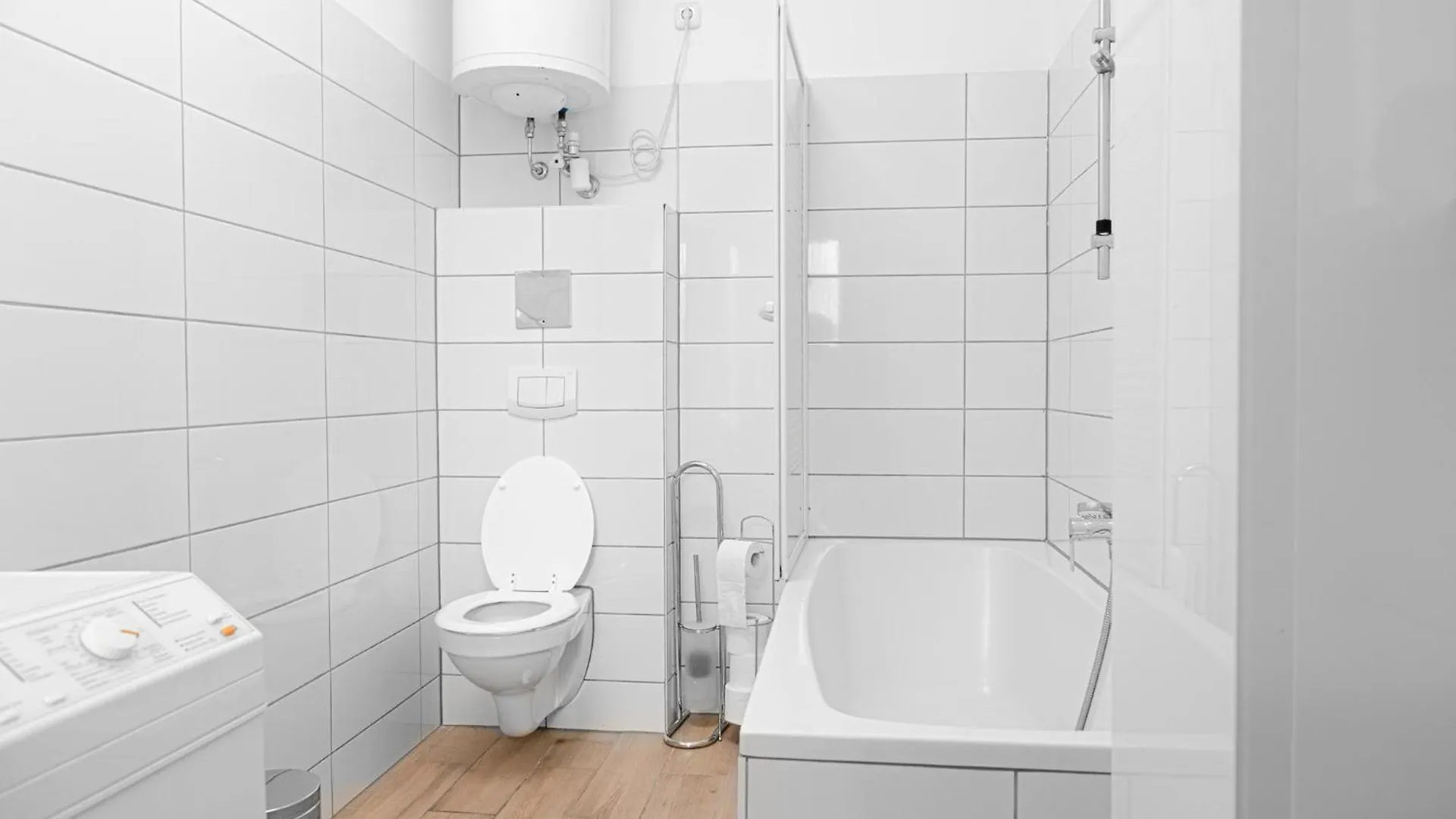 Apartamento Lovely 2Br Shared Apartment, Enkplatz U3, 15Min To Center Viena